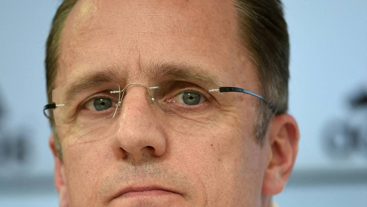 Ein Jahr nach Taskforce-Gründung: Seifert und Löw würdigen Mediziner Meyer