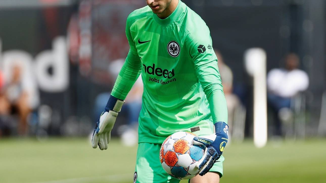 Eintracht bindet Talent bis 2027