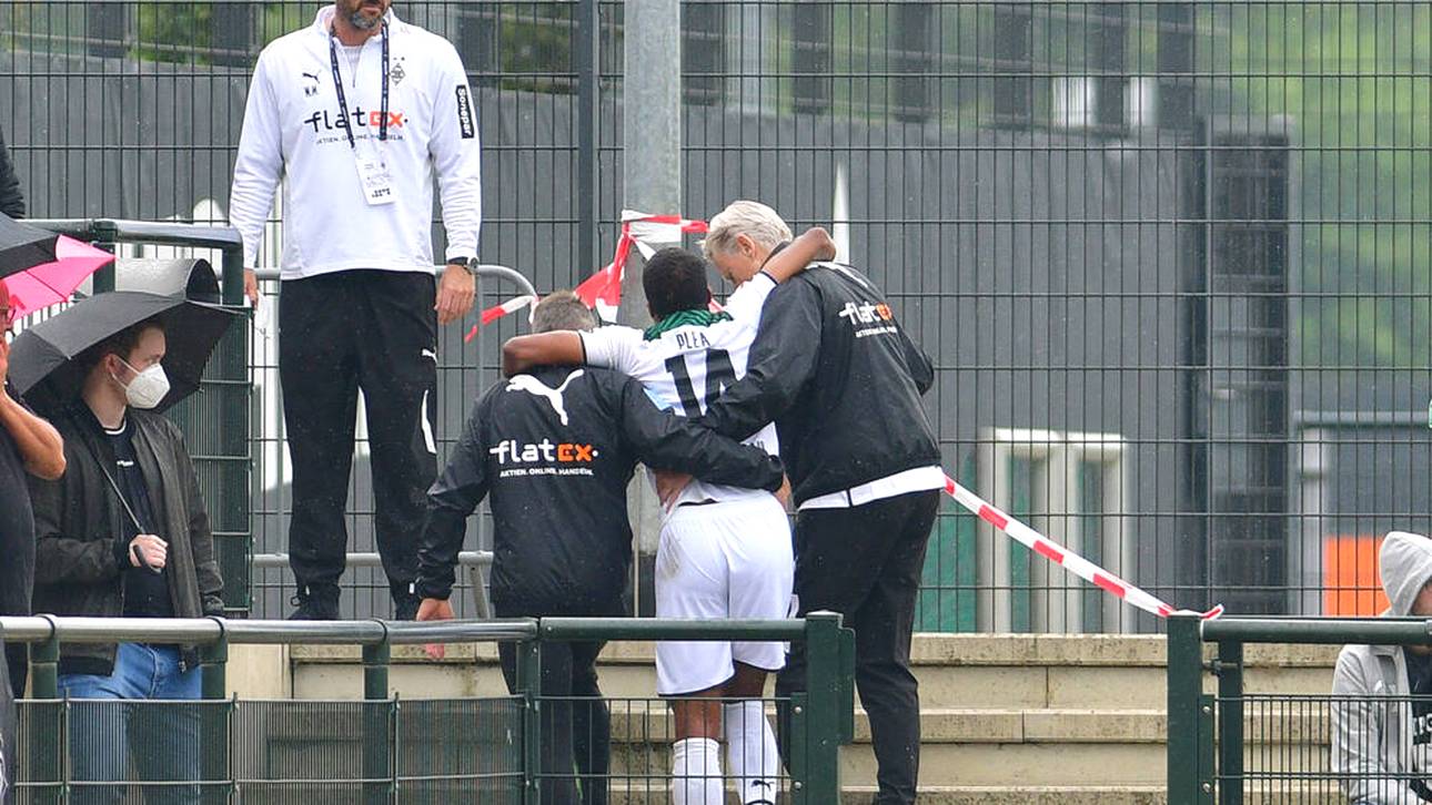 Gladbach feiert Sieg – doch Sorge um Pléa