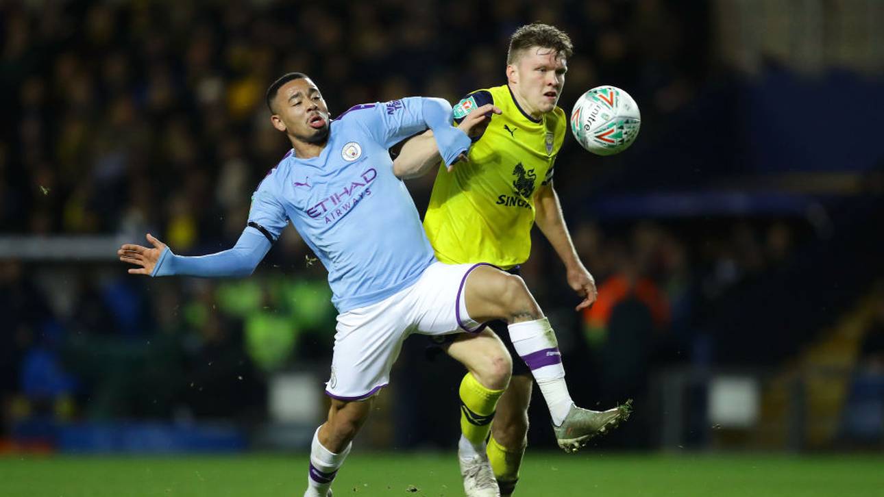 Manchester City müht sich weiter