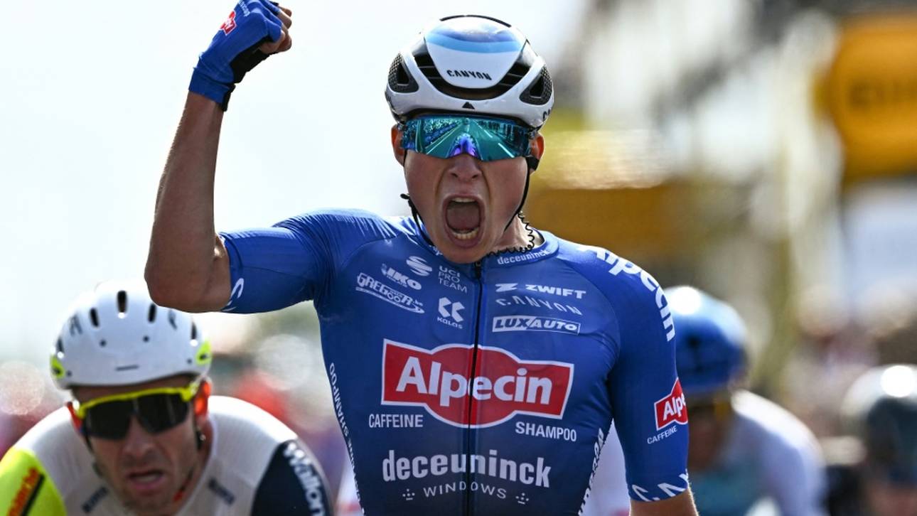 Tour: Philipsen gewinnt im Massensprint die 15. Etappe