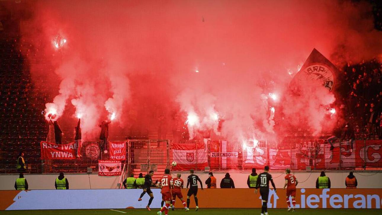 Wegen Pyro: UEFA bestraft Frankfurt
