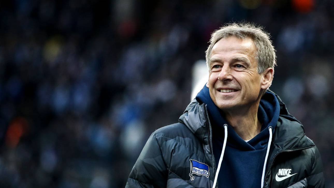 Klinsmann lässt Piatek auf der Bank