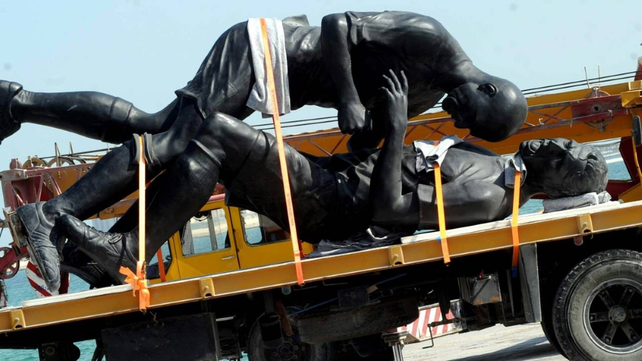 WM: Katar stellt Zidanes Kopfstoß-Statue auf