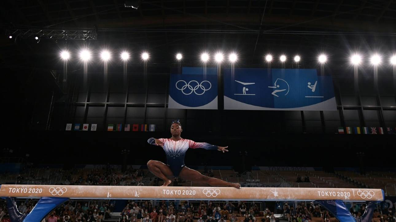 Biles holt Medaille bei Comeback