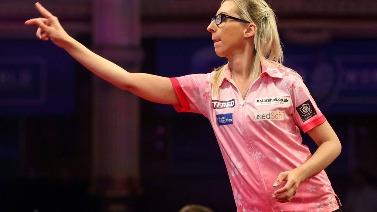 Als erster Frau: Sherrock gelingt Neun-Darter