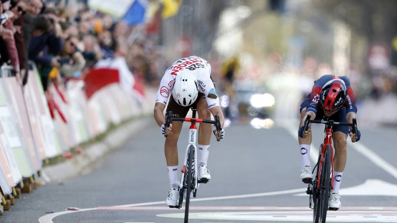 Pole siegt nach Zielfoto-Chaos