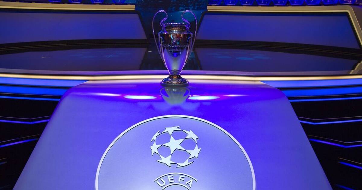 Download Champions League Auslosung 2020 Moderatorin PNG