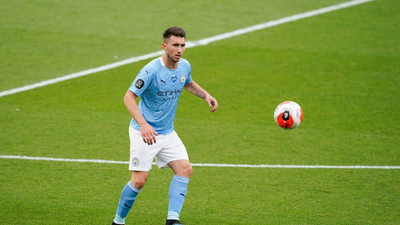 Für Jamie Carragher ist Aymeric Laporte (am Ball) der einzig gute Transfer in der Abwehr in der Guardiola-Ära.
