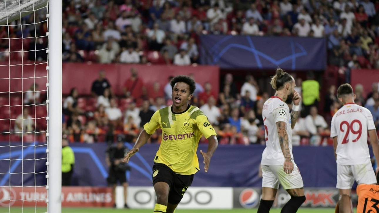Neue Dynamik mit Moukoko: BVB siegt in Sevilla
