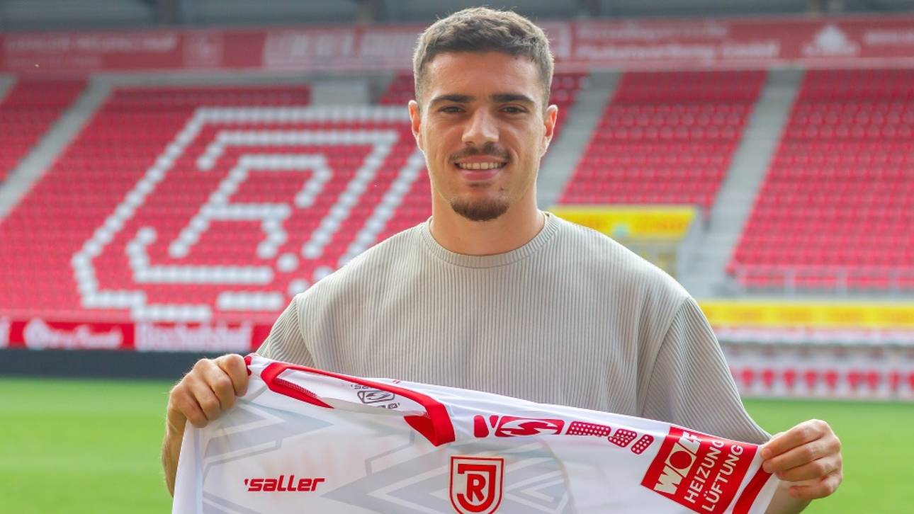 Nationalspieler kehrt Schalke Rücken