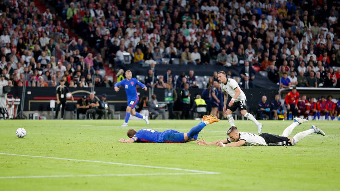 Nico Schlotterbeck brachte Harry Kane in der 86. Minute zu Fall
