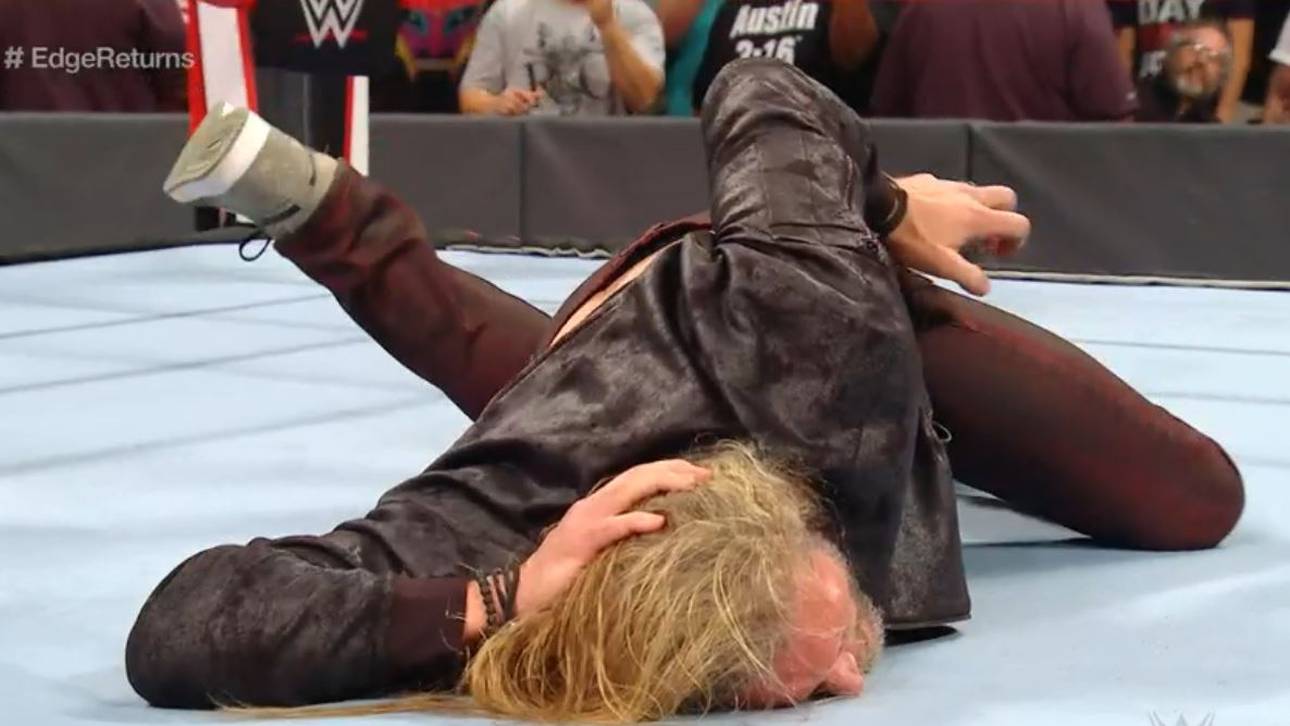 WWE: Edge bei Rückkehr verraten