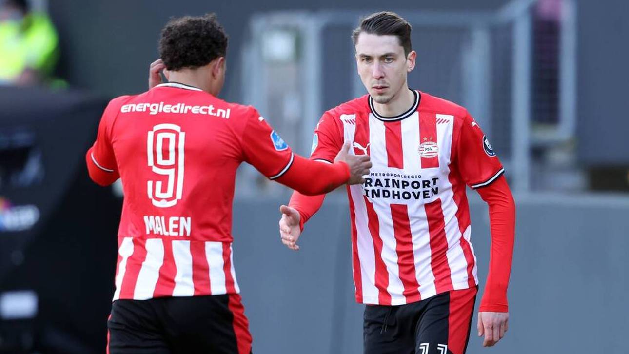 Adrian Fein (r.) war bei PSV Eindhoven meist nur Joker
