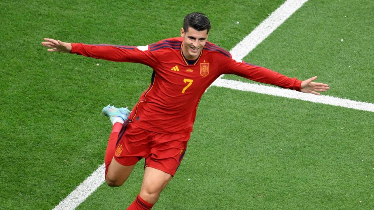 Spanien rotiert gegen Japan