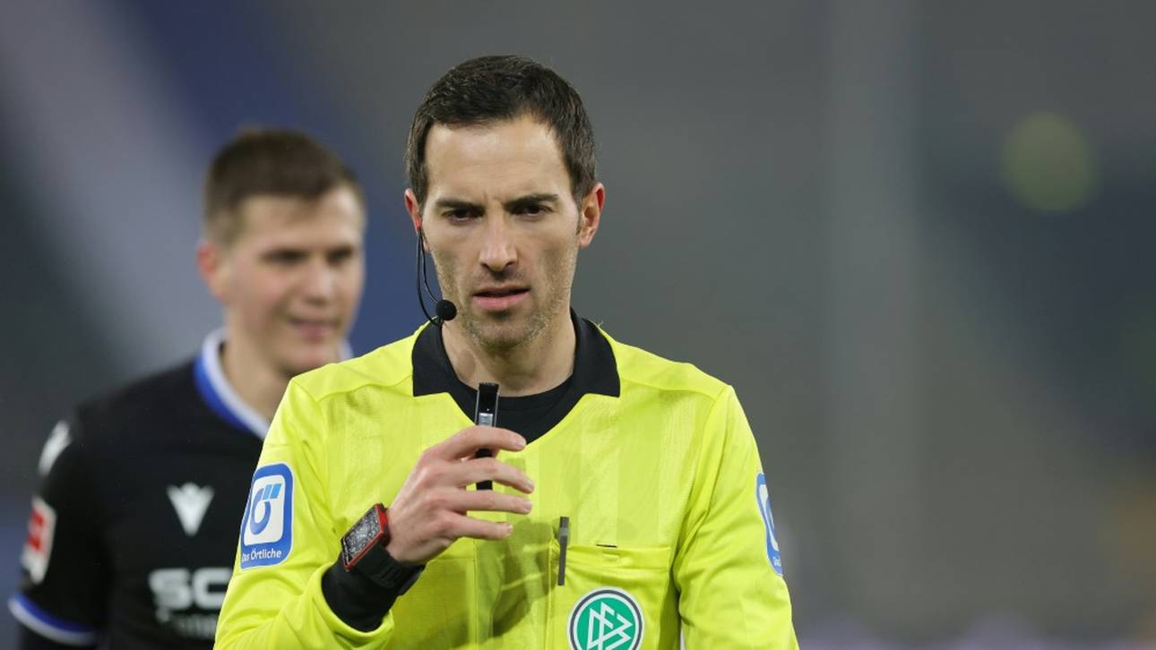 Schiri verteidigt verweigerten Elfer