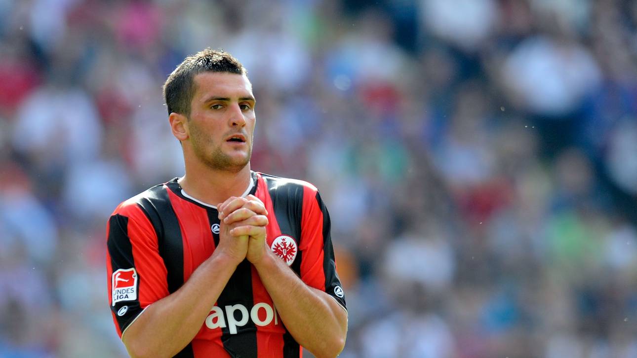 Ex-Profi kauft für Senioren ein