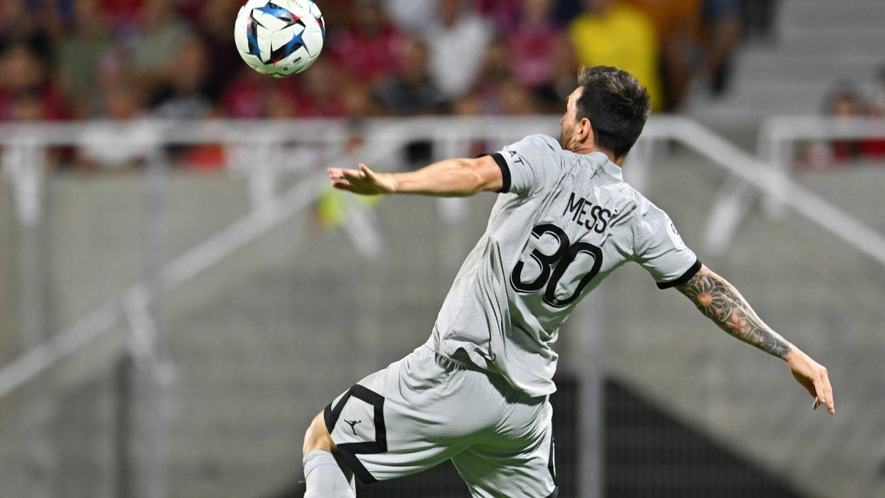 Messi mit historischer Premiere