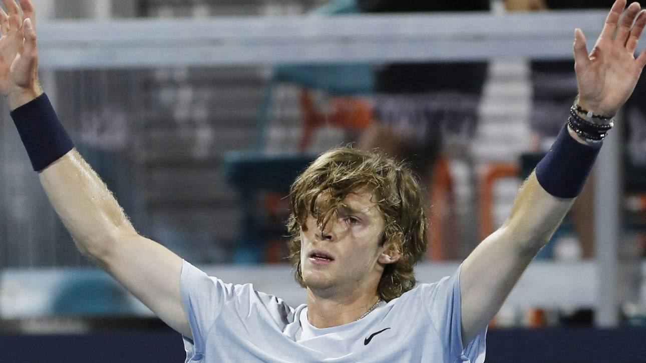 Rublew schlägt Korda – Barty im Finale