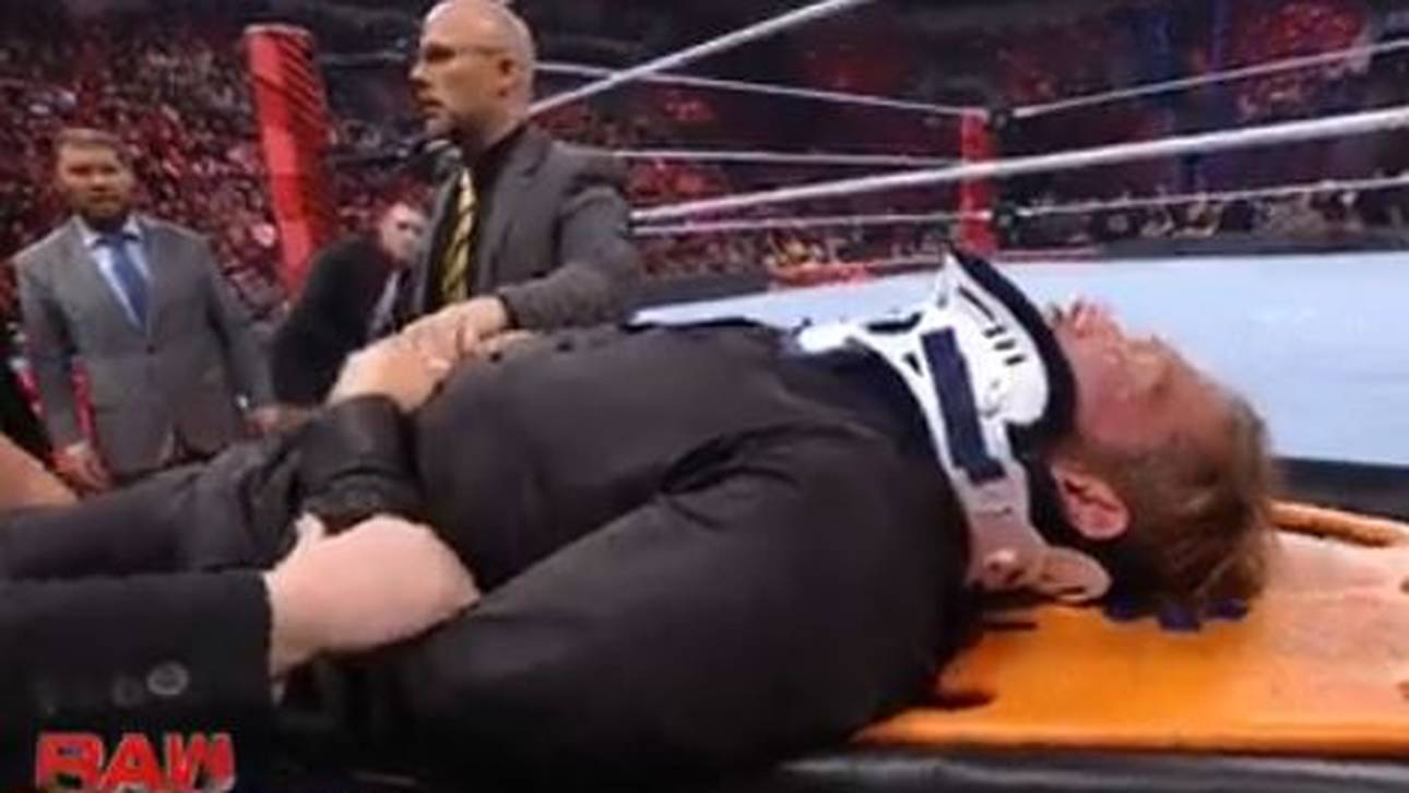 Schock-Szenen um WWE-Legende