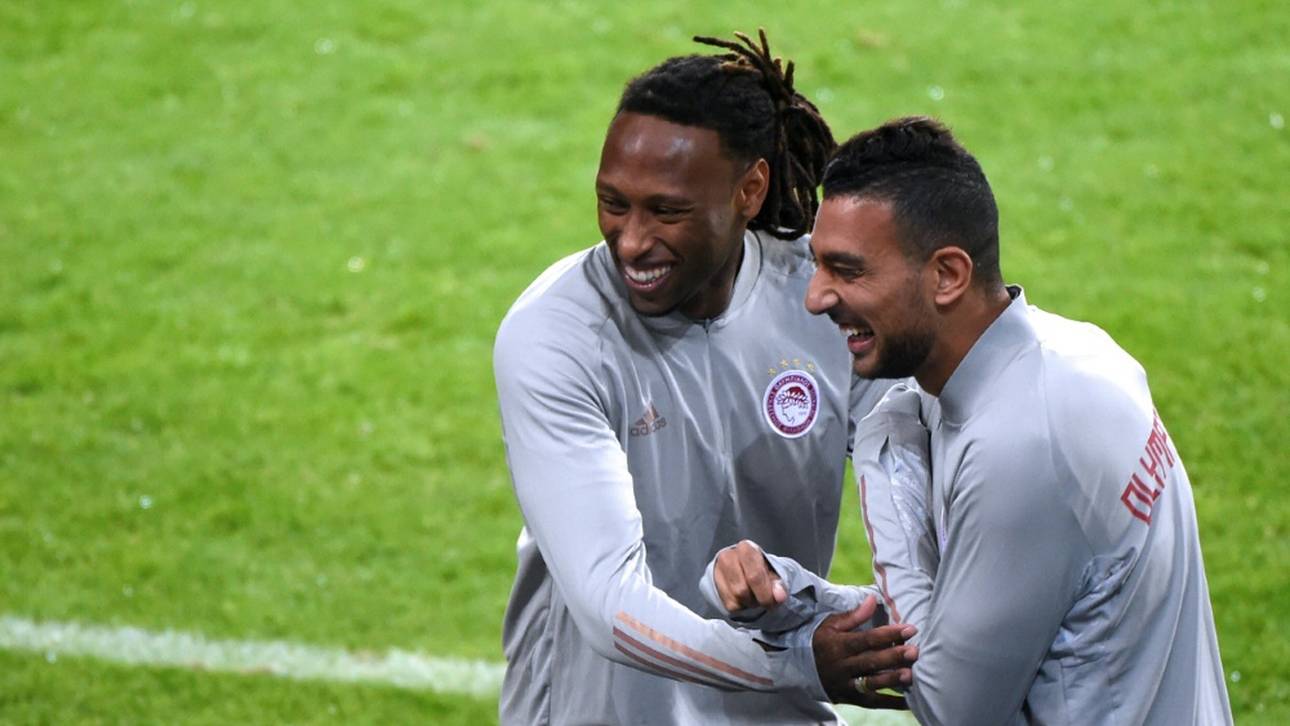 Piräus-Profis feiern Corona-Party