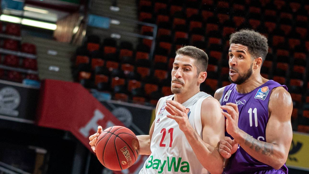 Bayern-Star wirft plötzlich mit rechts