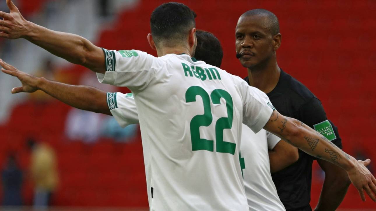 Eklat beim Afrika Cup: Schiedsrichter pfeift zweimal zu früh ab