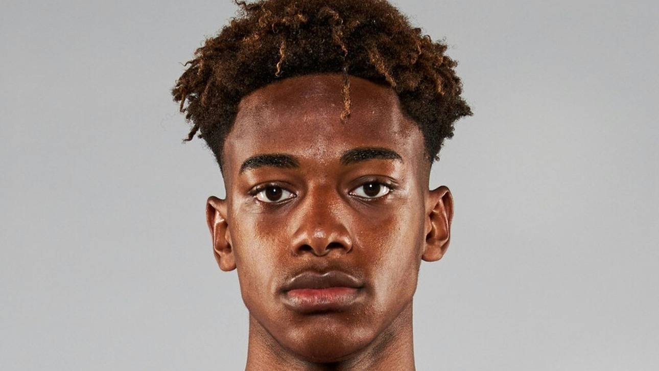 Nachwuchsmann Ezekwem verlängert in Freiburg