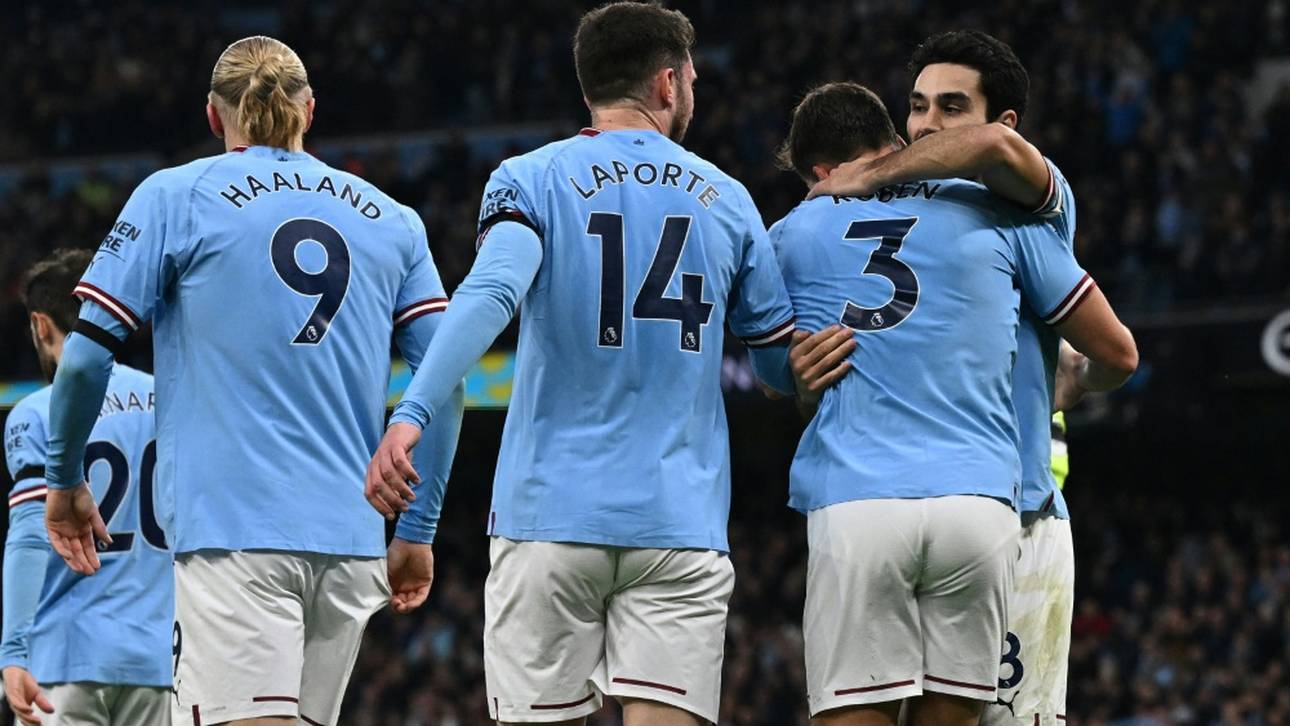 City verkürzt Rückstand auf Arsenal