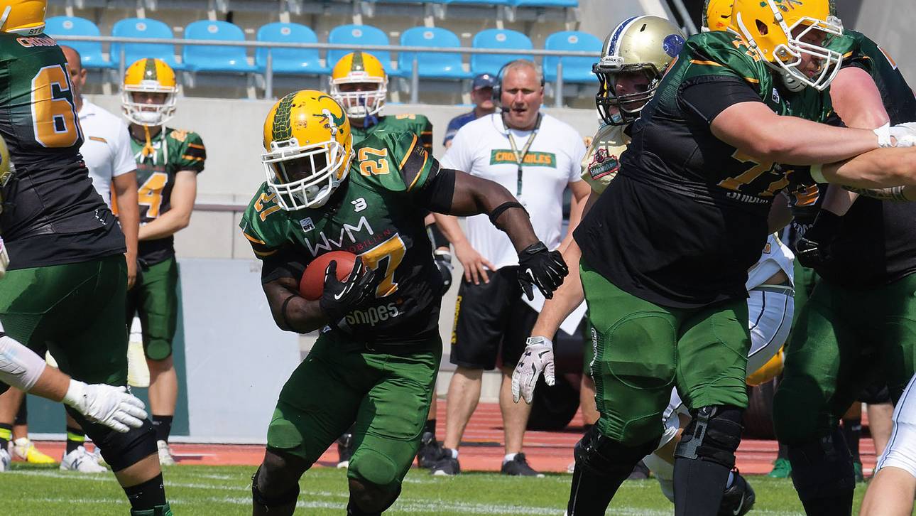 Dean Tanwani geht für die Cologne Crocodiles auf Touchdown-Jagd