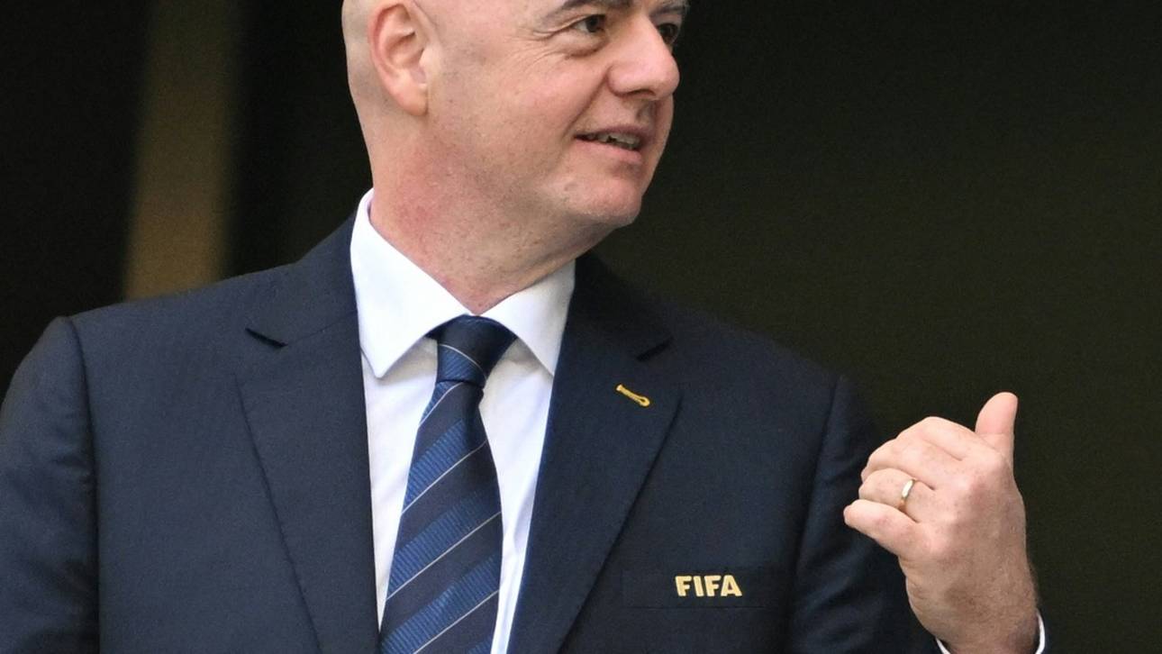 Infantino huldigt „unsterblichem“ Pelé