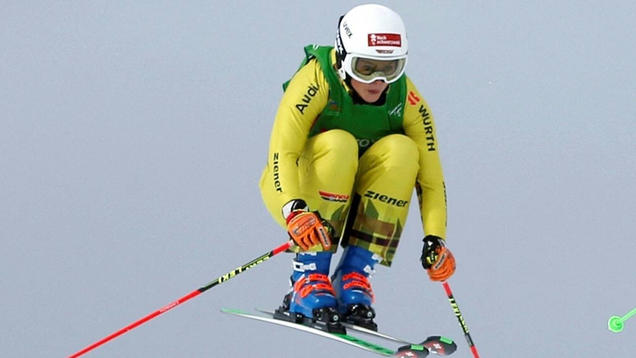 Deutsche Skicrosser fahren hinterher