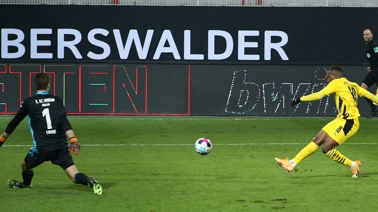 Moukoko jüngster Torschütze der Bundesliga-Geschichte