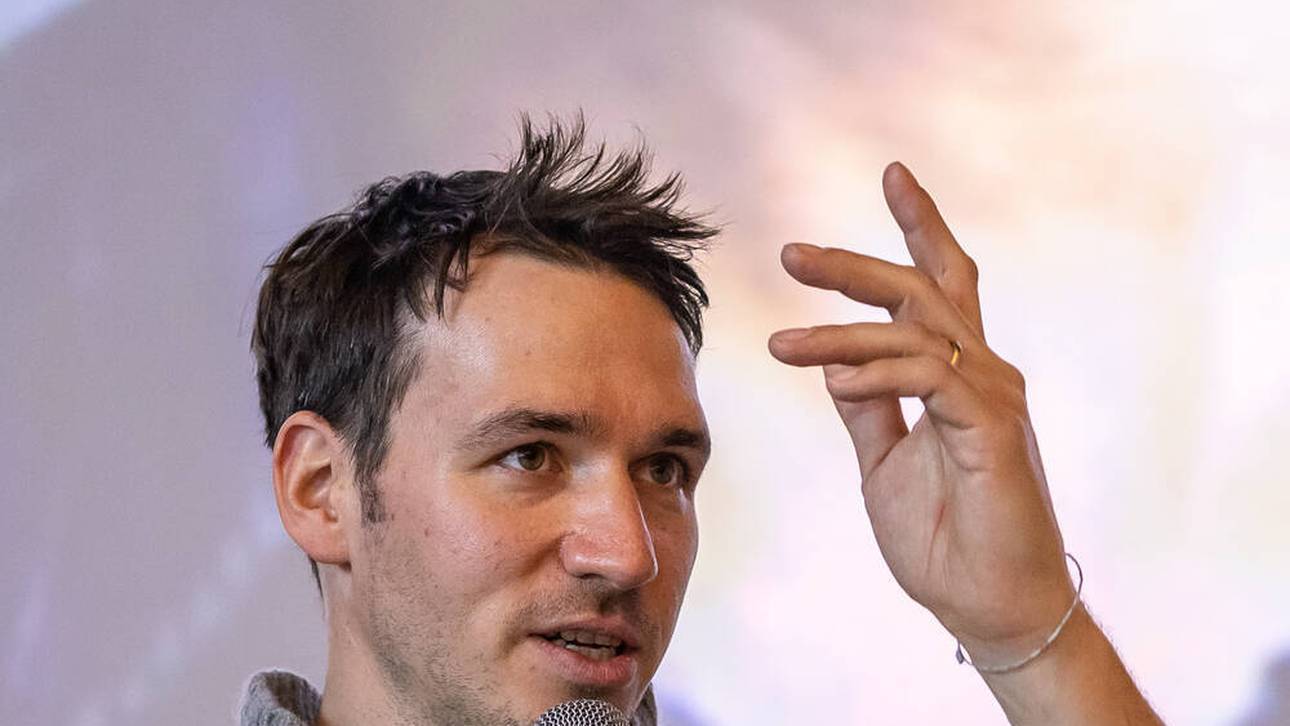 Brandrede von Neureuther über Corona-Regelungen