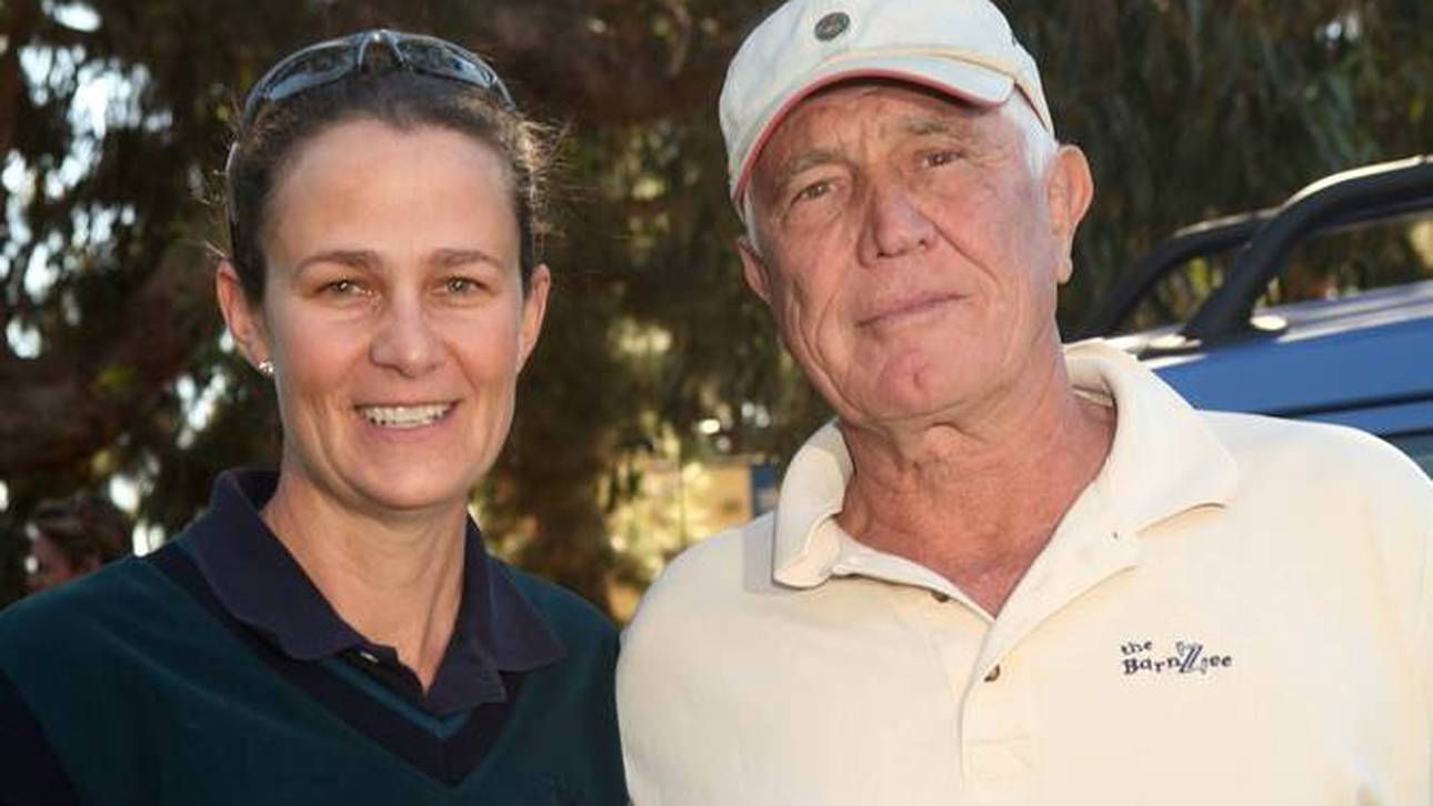 Pam Shriver war zwischen 2002 und 2008 verheiratet mit Schauspieler George Lazenby