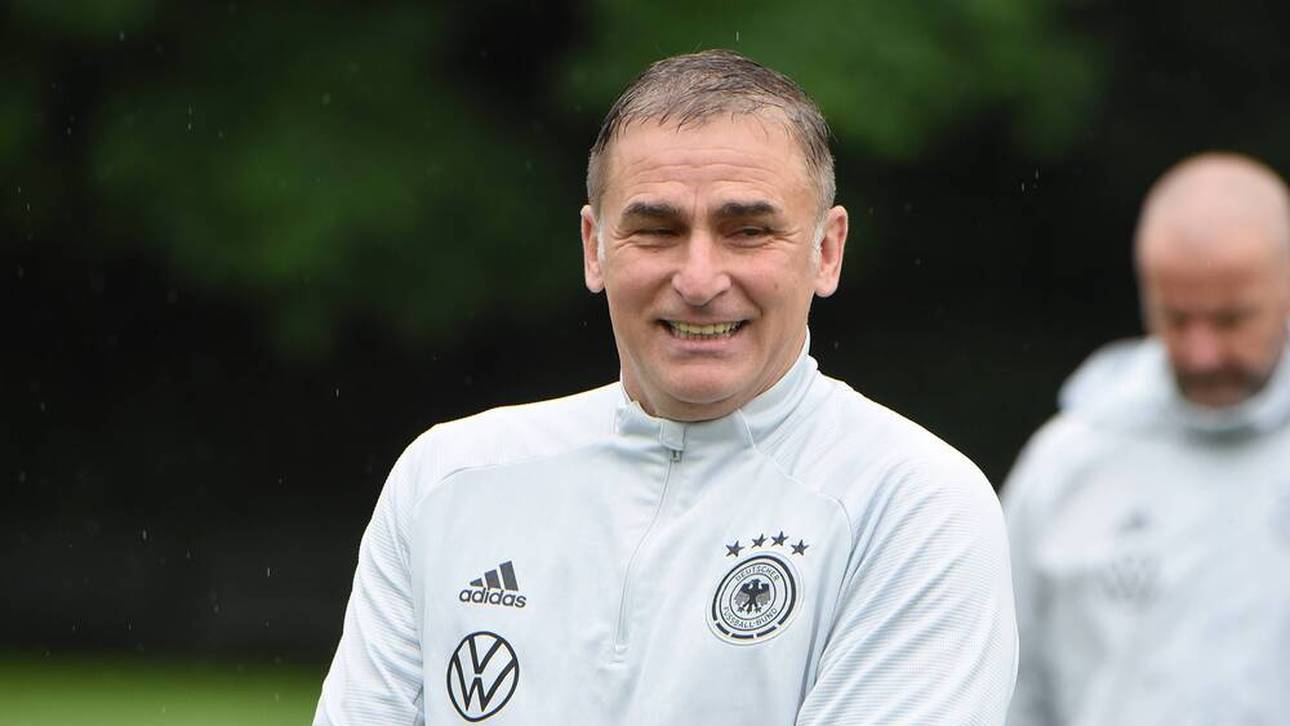 Reporter-Frage sorgt bei Kuntz für Lacher