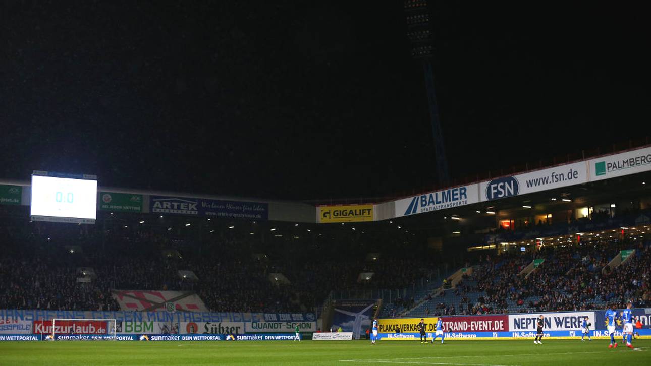 Hansa jubelt trotz Flutlicht-Panne