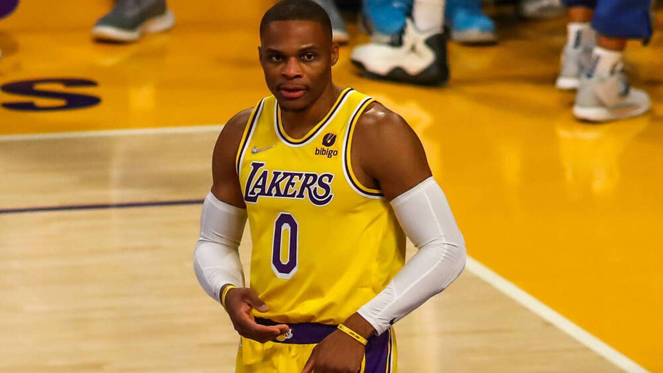 Flop-Start für neuen Co-Star: So reagiert LeBron