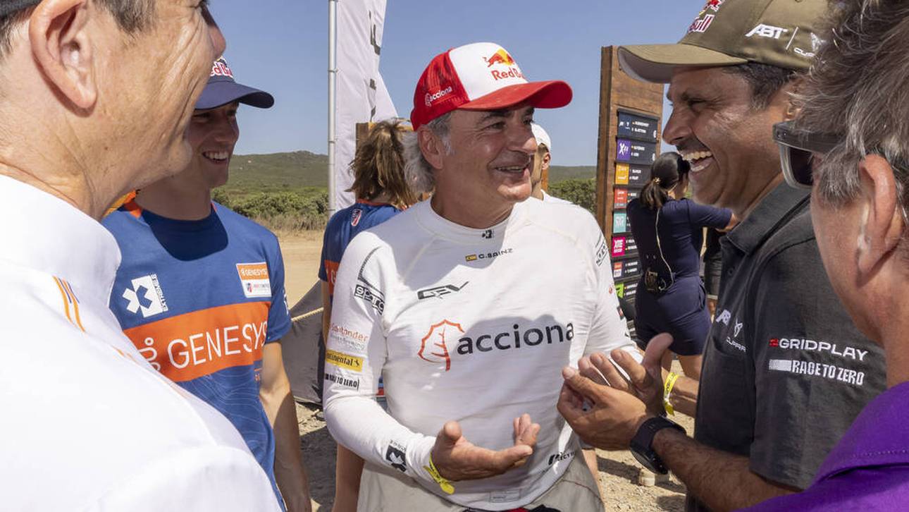 Sainz nach Überschlag im Krankenhaus