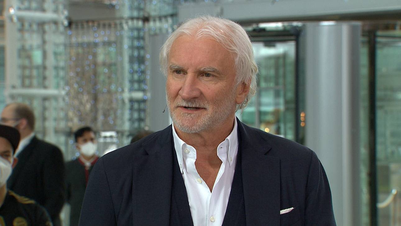 Völler zu Zwayer: „Den Vorwurf muss man machen“