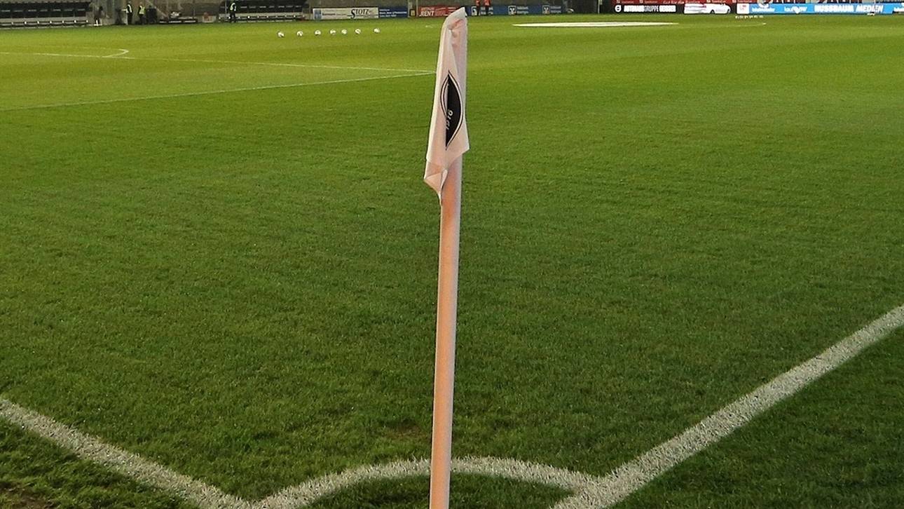 Türkei: Altay-Torhüter mit Eckfahne niedergestreckt