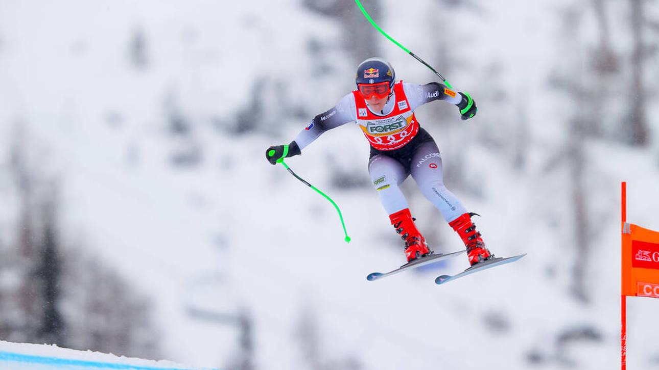 Goggia im Abfahrtstraining vorne