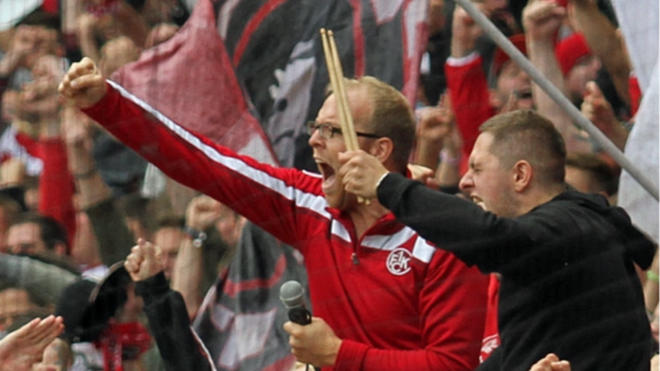 Sascha Kempf (mit Mikrophon) in seiner Zeit als Ultra