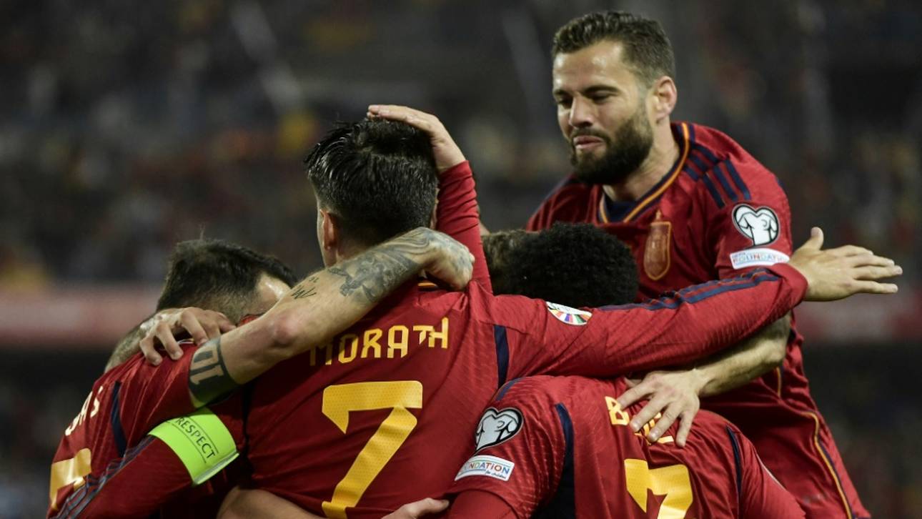 Spanien siegt bei de la Fuentes Debüt