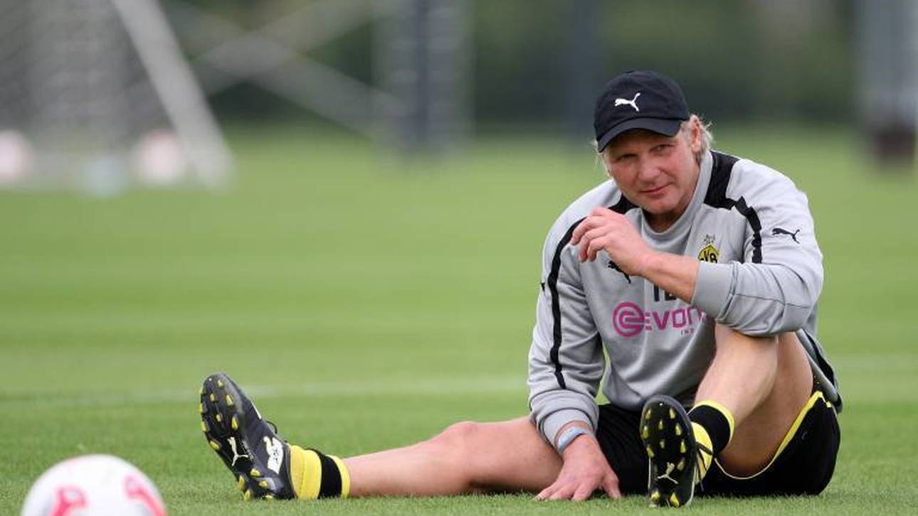 Wolfgang "Teddy de Beer" war über viele Jahre Torwarttrainer beim BVB