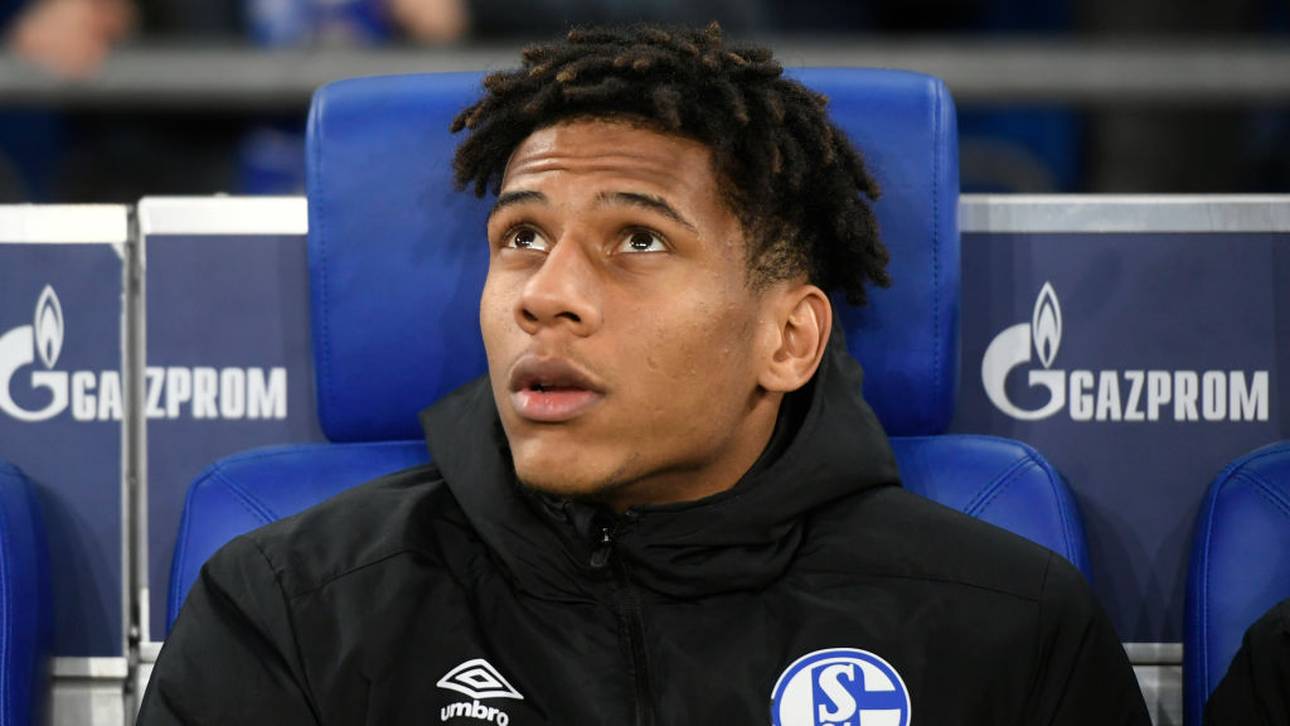 Schalke mit Entscheidung bei Todibo