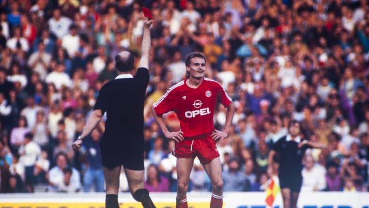 Manfred Bender spielte unter anderem für den FC Bayern, den Karlsruher SC und 1860 München