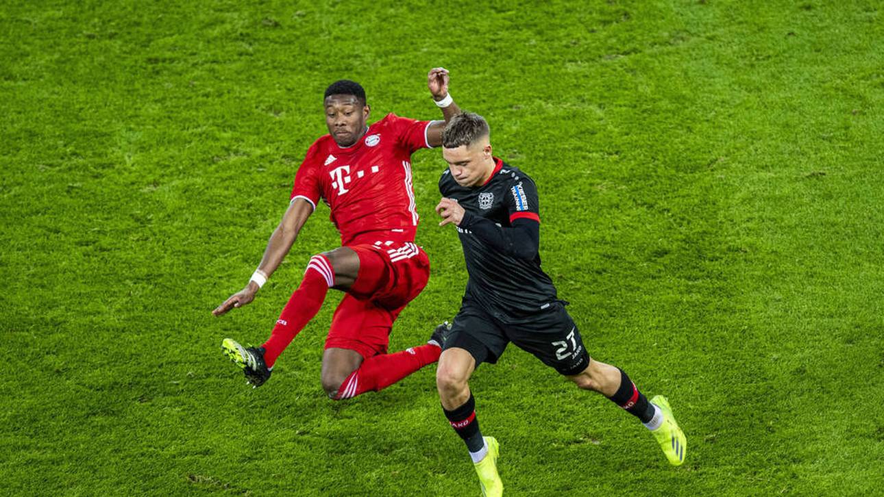 Florian Wirtz (r.) im Zweikampf mit Bayerns David Alaba