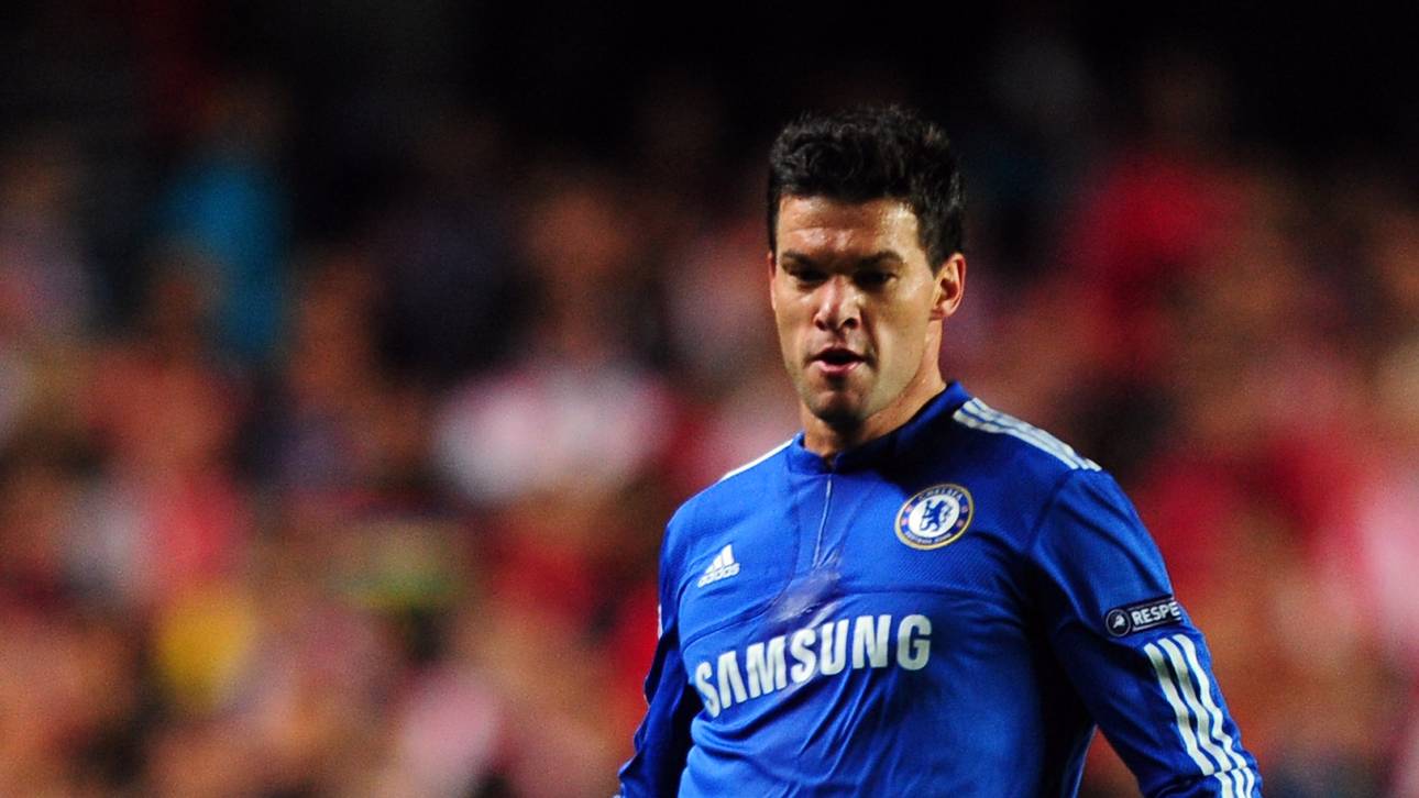 Vier Jahre lang zog Michael Ballack die Fäden im Mittelfeld des FC Chelsea. Der große Triumph in der Champions League sollte ihm aber verwehrt bleiben