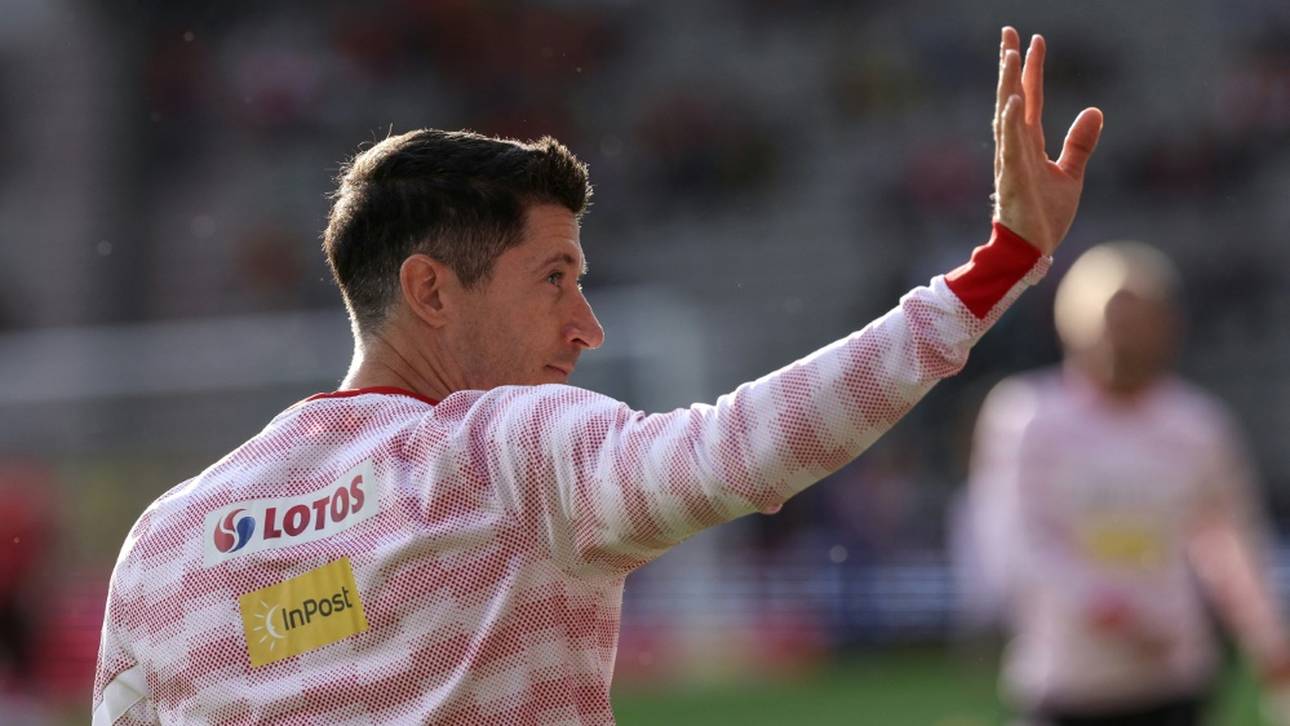 „Neues Kapitel“: Lewandowski bei Barcelona angekommen